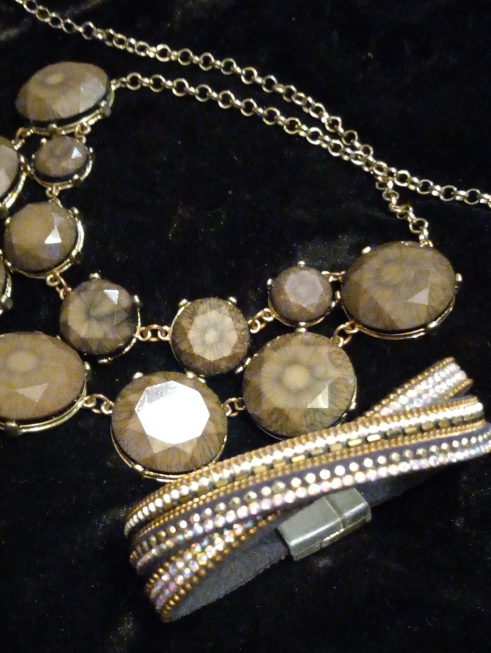 Vera Wang Gold-Tone Necklace with Brown Faceted Discs